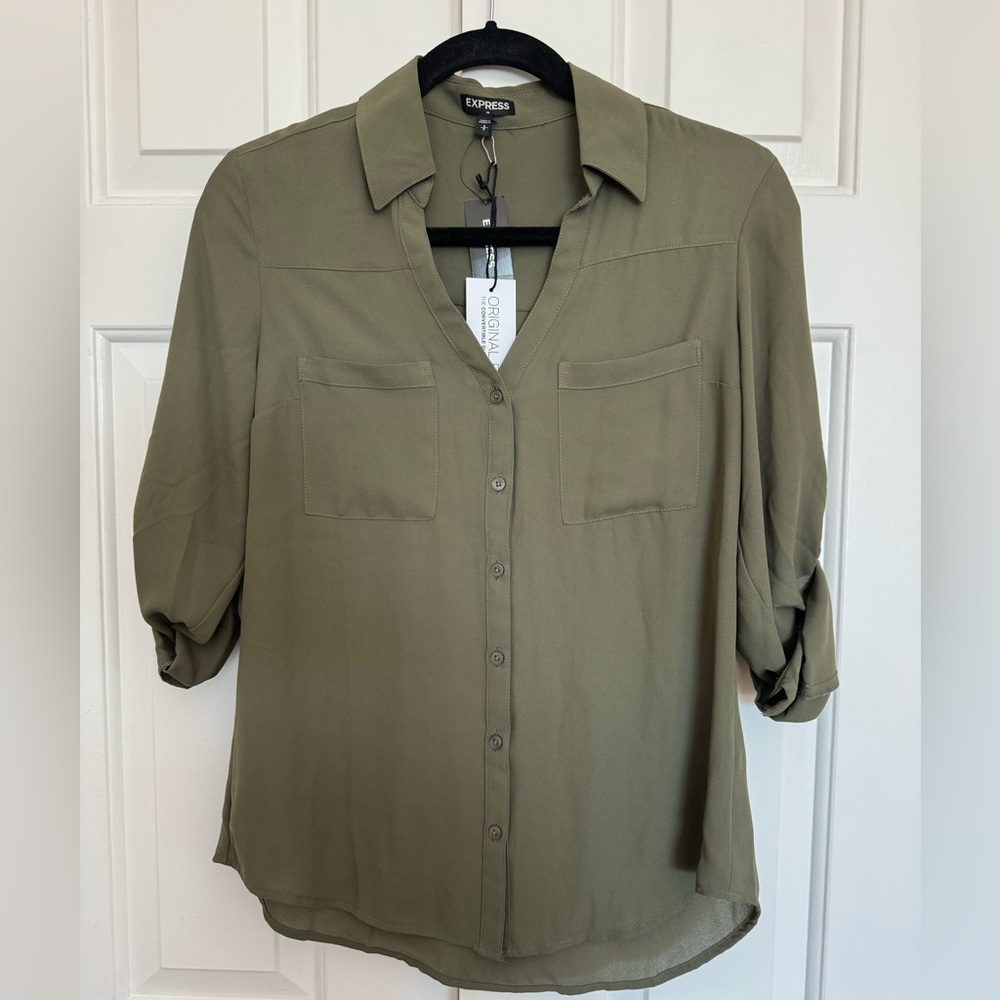 Express green v-neck button up blouse (new with tags)